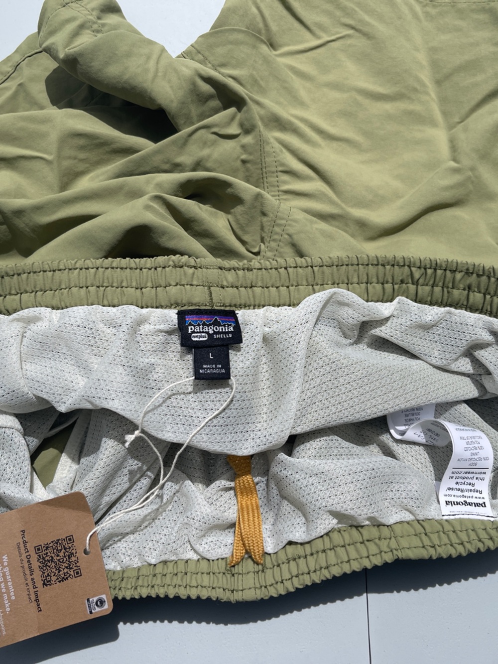 Patagonia Men’s Buckhorn Green Size L 5 Inch Baggies Elastic Waist Shorts - Picture 3 of 3
